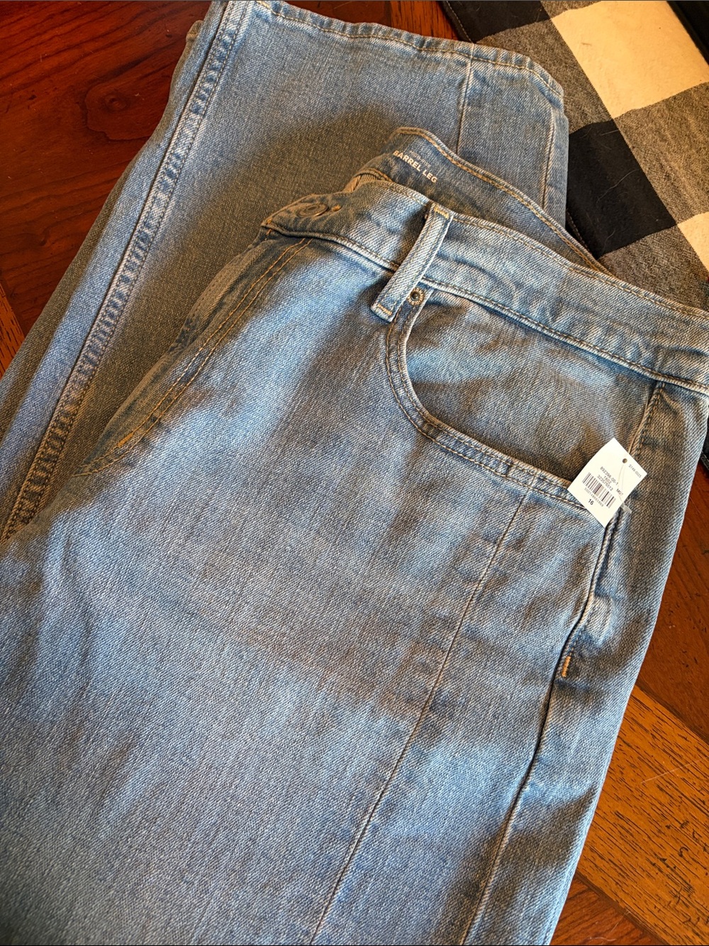 Old Navy Women's Barrel Jeans - Light Blue